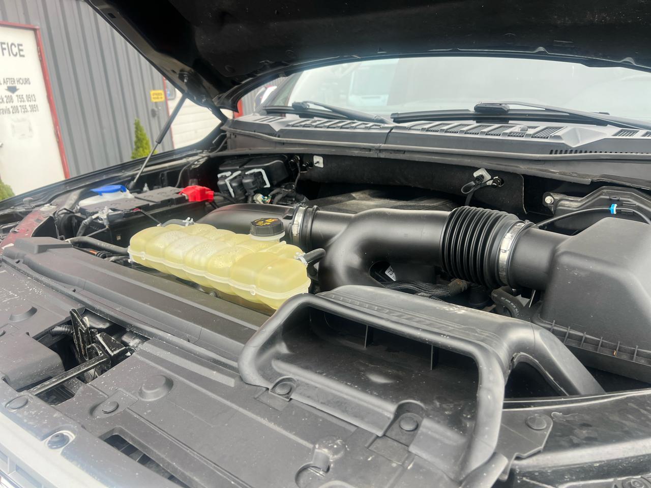 Ford F-150 4WD SuperCrew 157" Lariat 2020