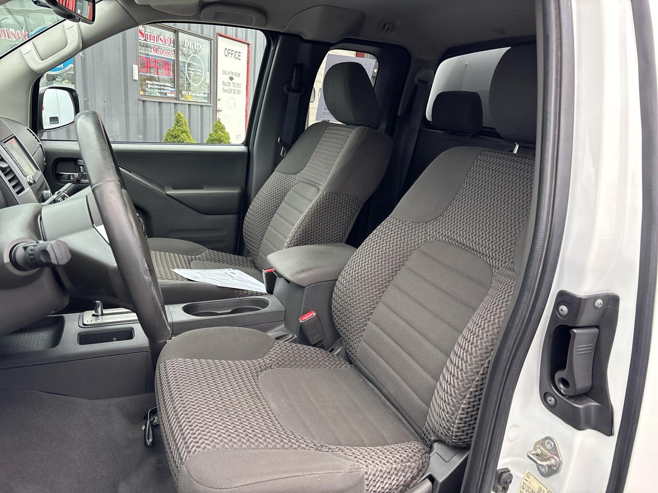 Nissan Frontier King Cab 4x4 SV Auto 2019