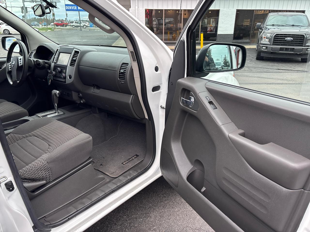 Nissan Frontier King Cab 4x4 SV Auto 2019