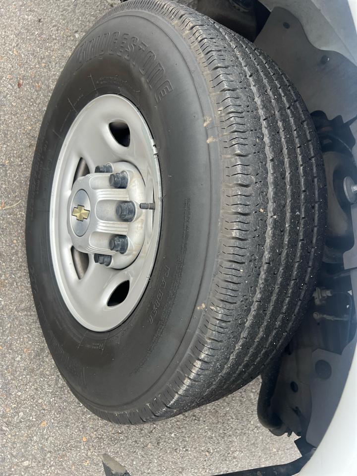 Chevrolet Express Cargo Van RWD 2500 135" 2022