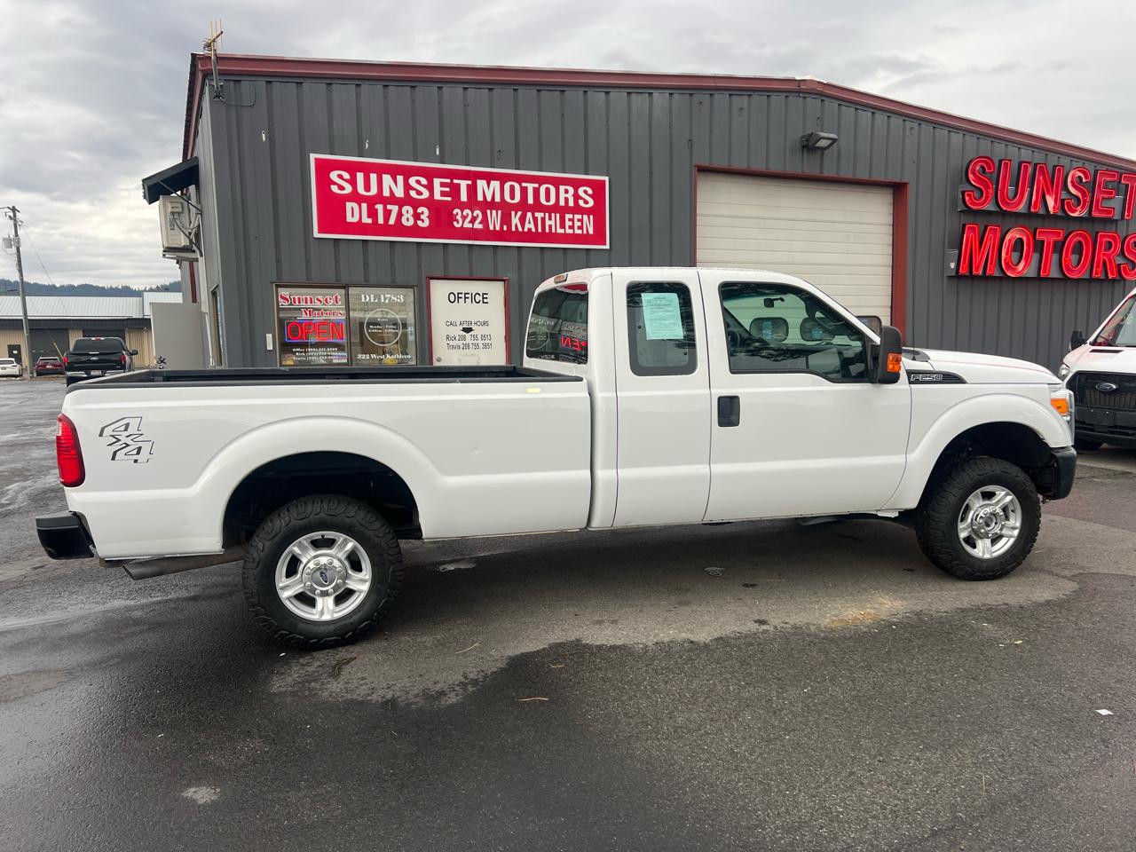 Ford Super Duty F-250 SRW 4WD SuperCab 158" XL 2015