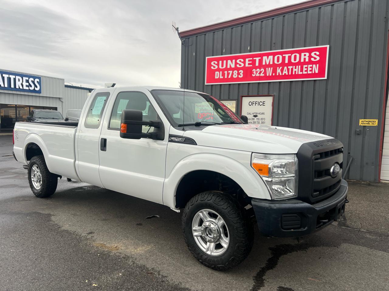 Ford Super Duty F-250 SRW 4WD SuperCab 158" XL 2015