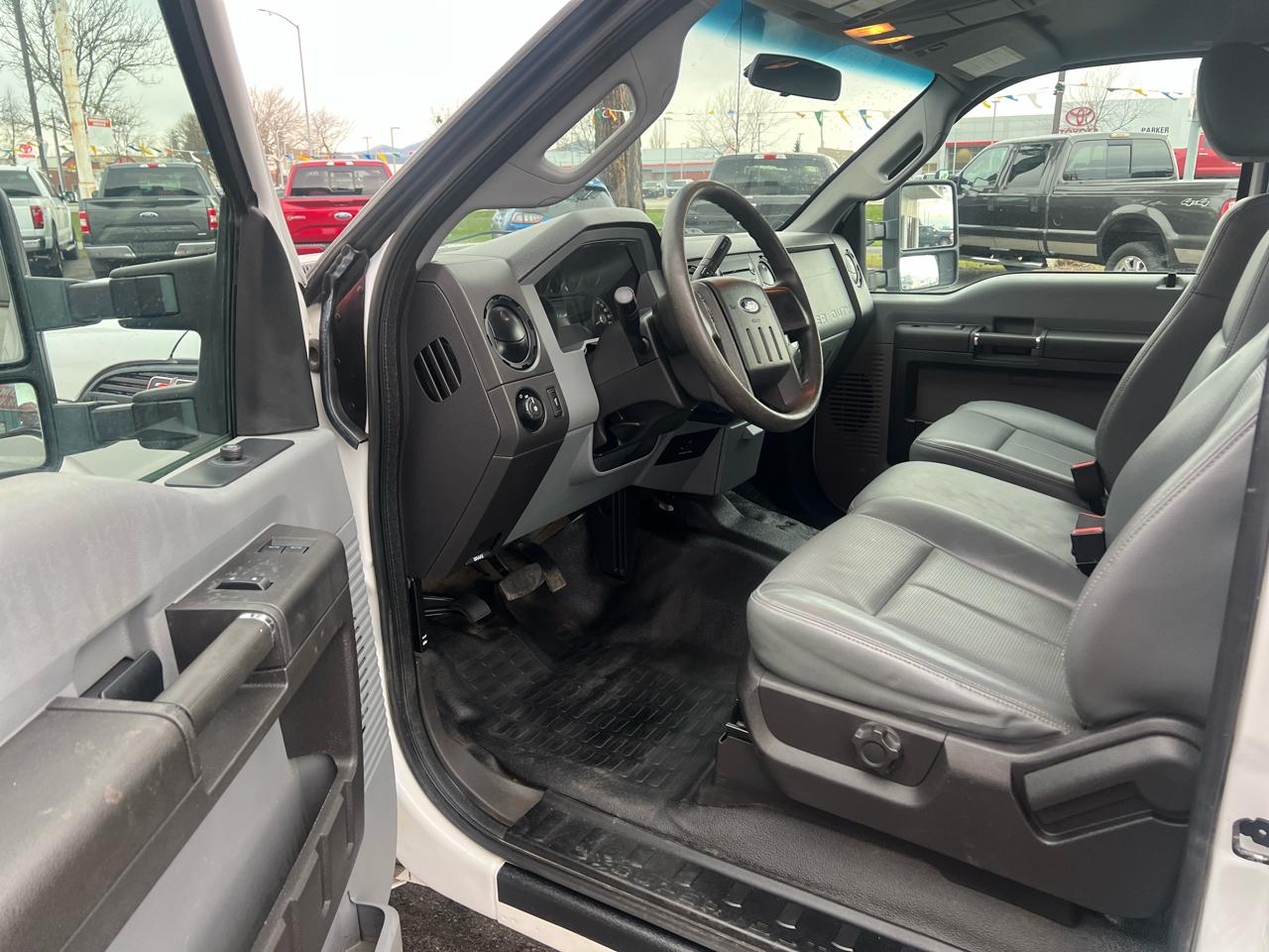 Ford Super Duty F-250 SRW 4WD SuperCab 158" XL 2015