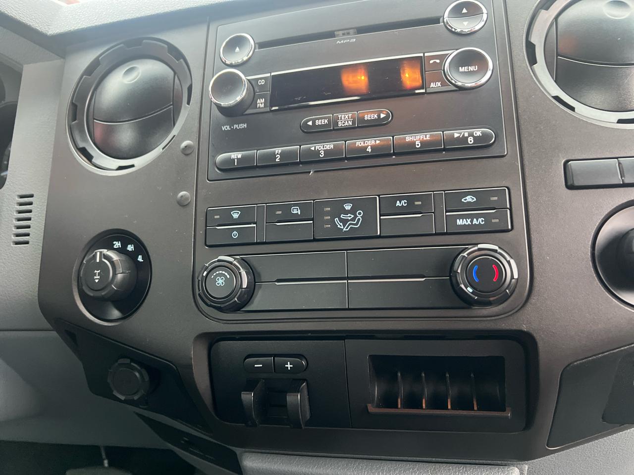 Ford Super Duty F-250 SRW 4WD SuperCab 158" XL 2015