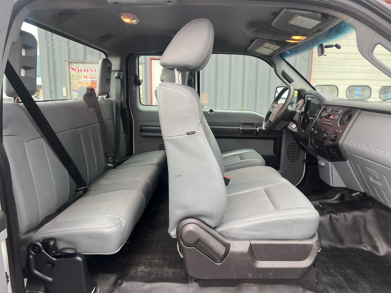 Ford Super Duty F-250 SRW 4WD SuperCab 158" XL 2015