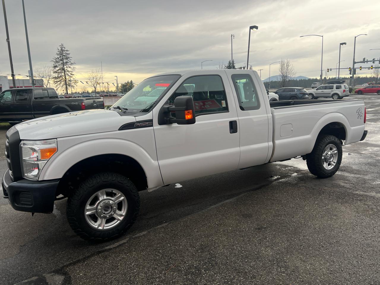 Ford Super Duty F-250 SRW 4WD SuperCab 158" XL 2015