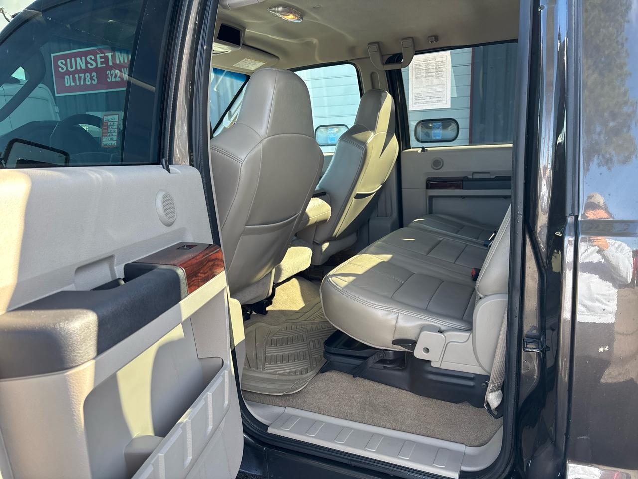 Ford Super Duty F-350 SRW 4WD Crew Cab 156" Lariat 2008