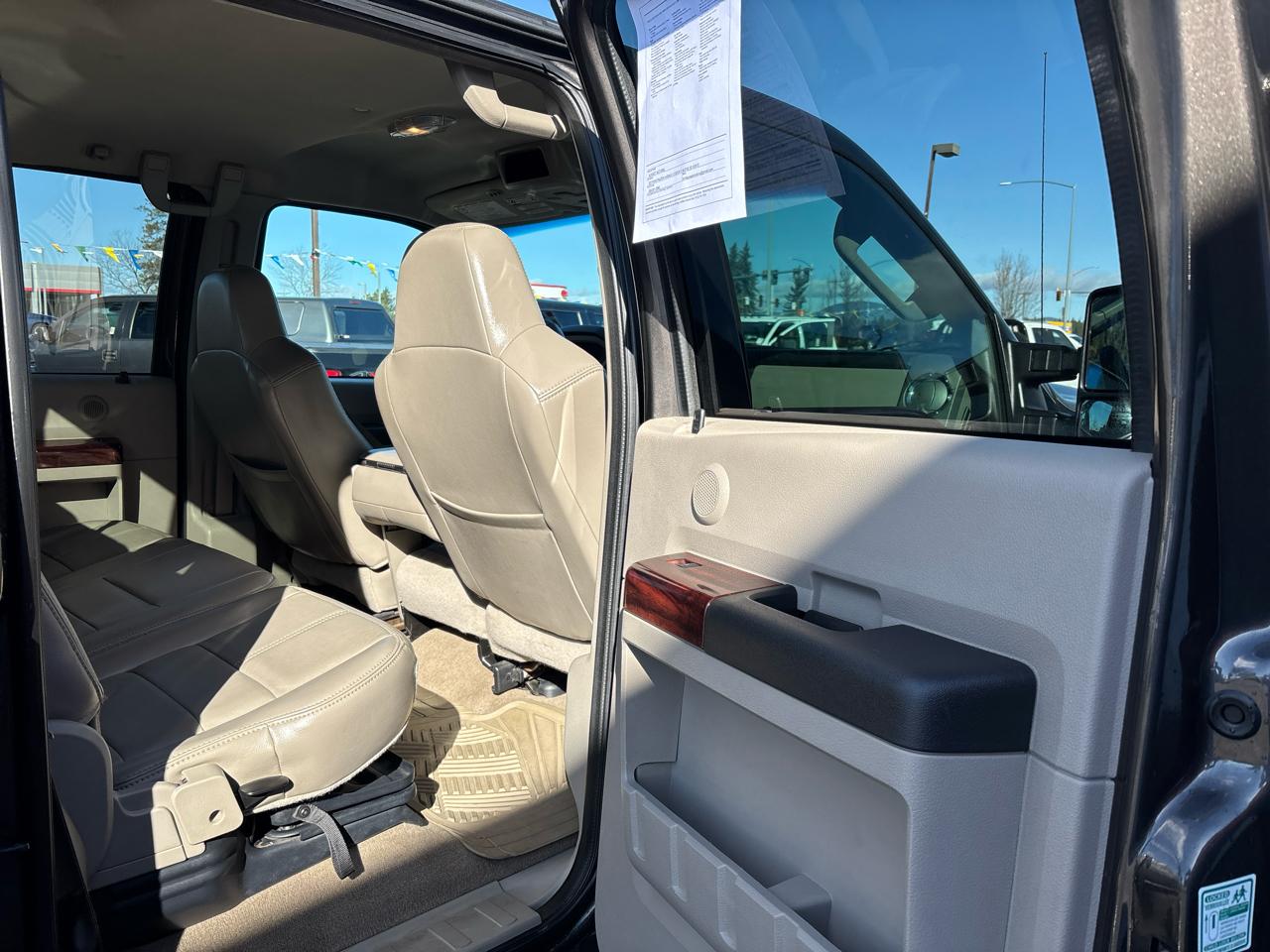 Ford Super Duty F-350 SRW 4WD Crew Cab 156" Lariat 2008