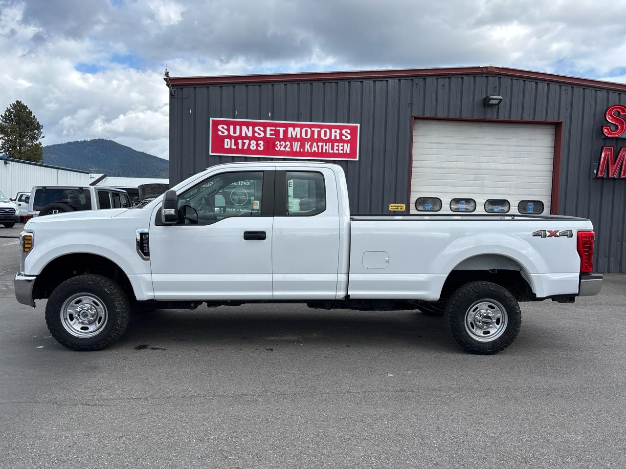 Ford Super Duty F-250 SRW 4WD SuperCab 158" XL 2018