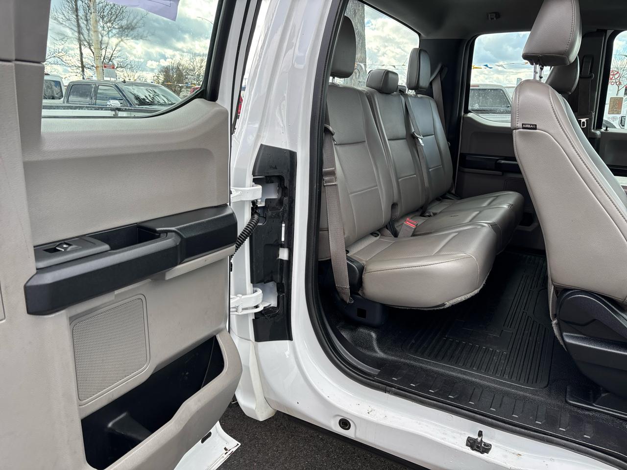 Ford Super Duty F-250 SRW 4WD SuperCab 158" XL 2018