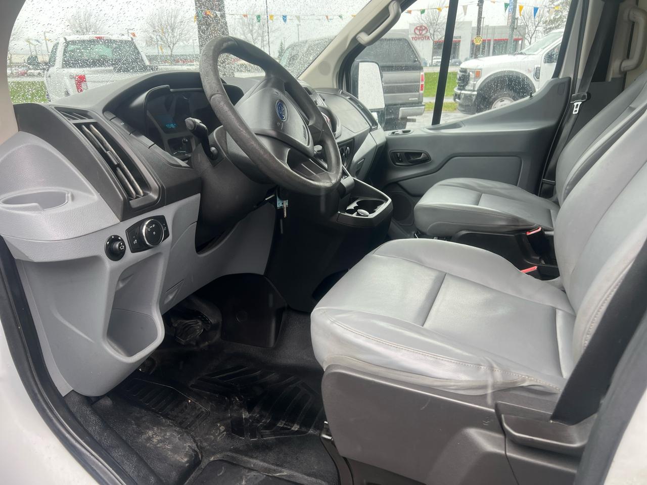 Ford Transit Van T-250 148" Low Rf 9000 GVWR Swing-Out RH Dr 2017