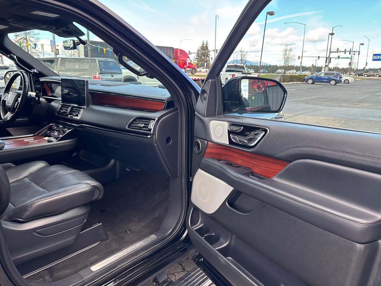 Lincoln Navigator L Reserve 4x4 2023