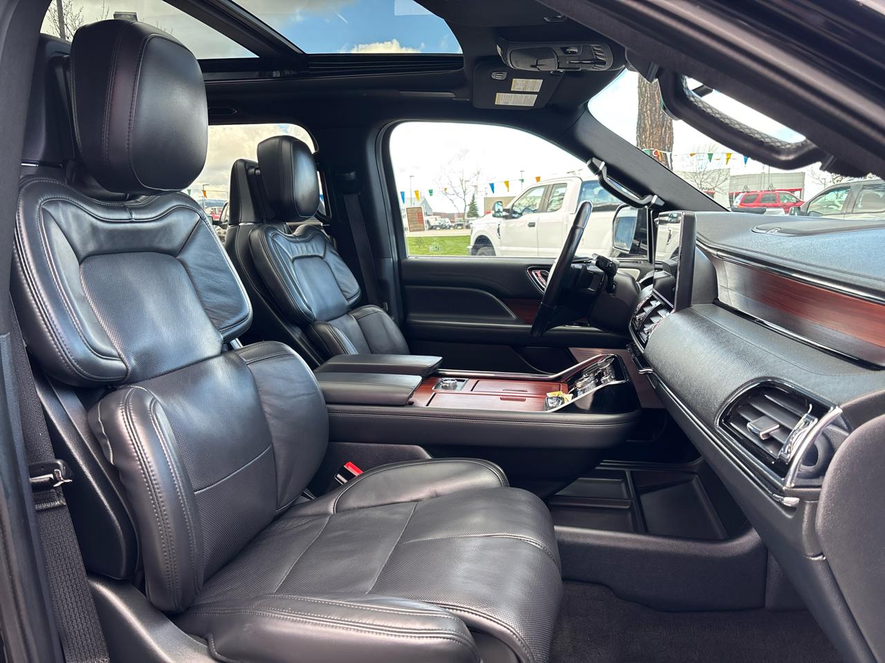 Lincoln Navigator L Reserve 4x4 2023