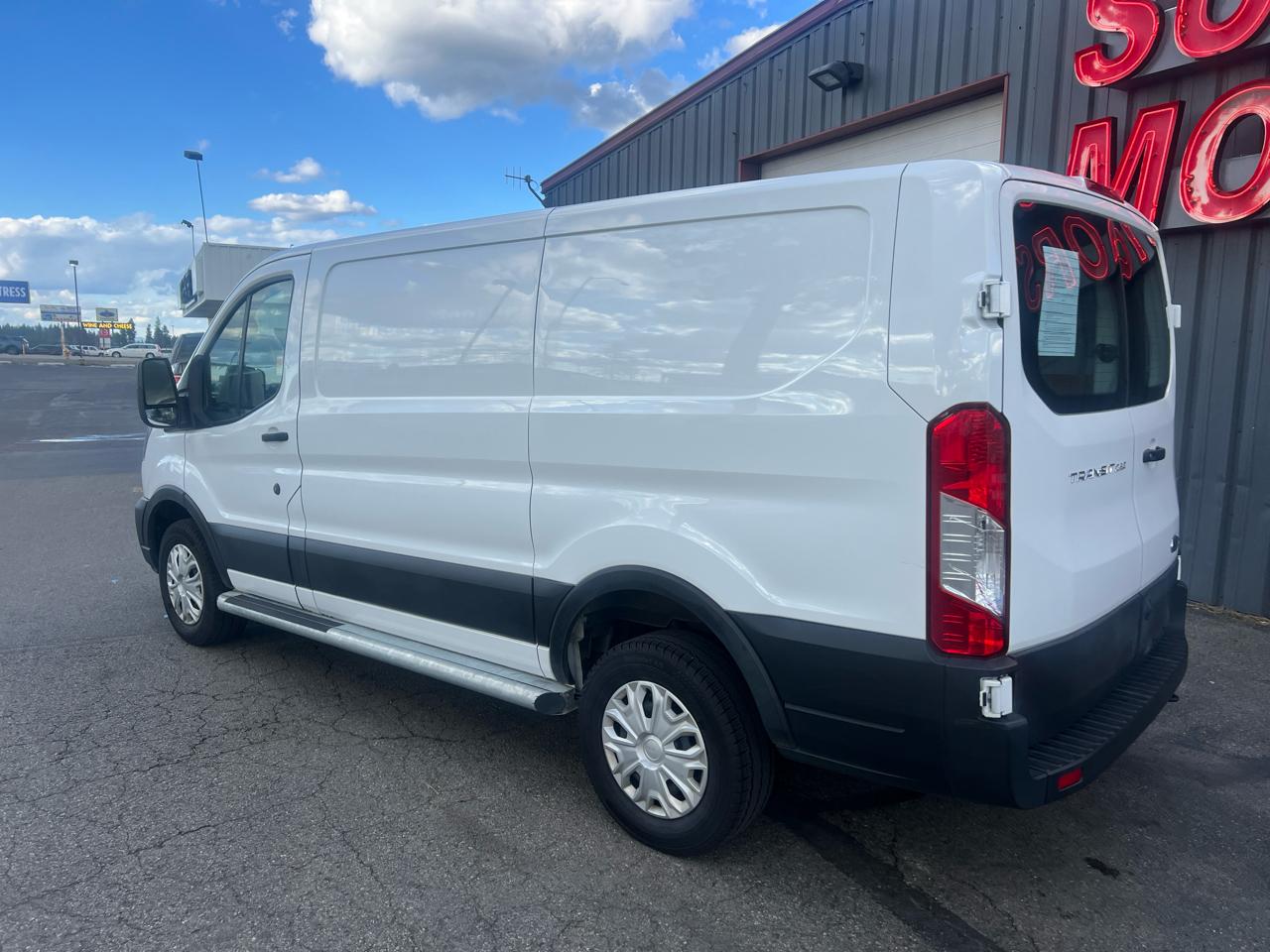 Ford Transit Cargo Van T-250 130" Low Rf 9070 GVWR RWD 2024