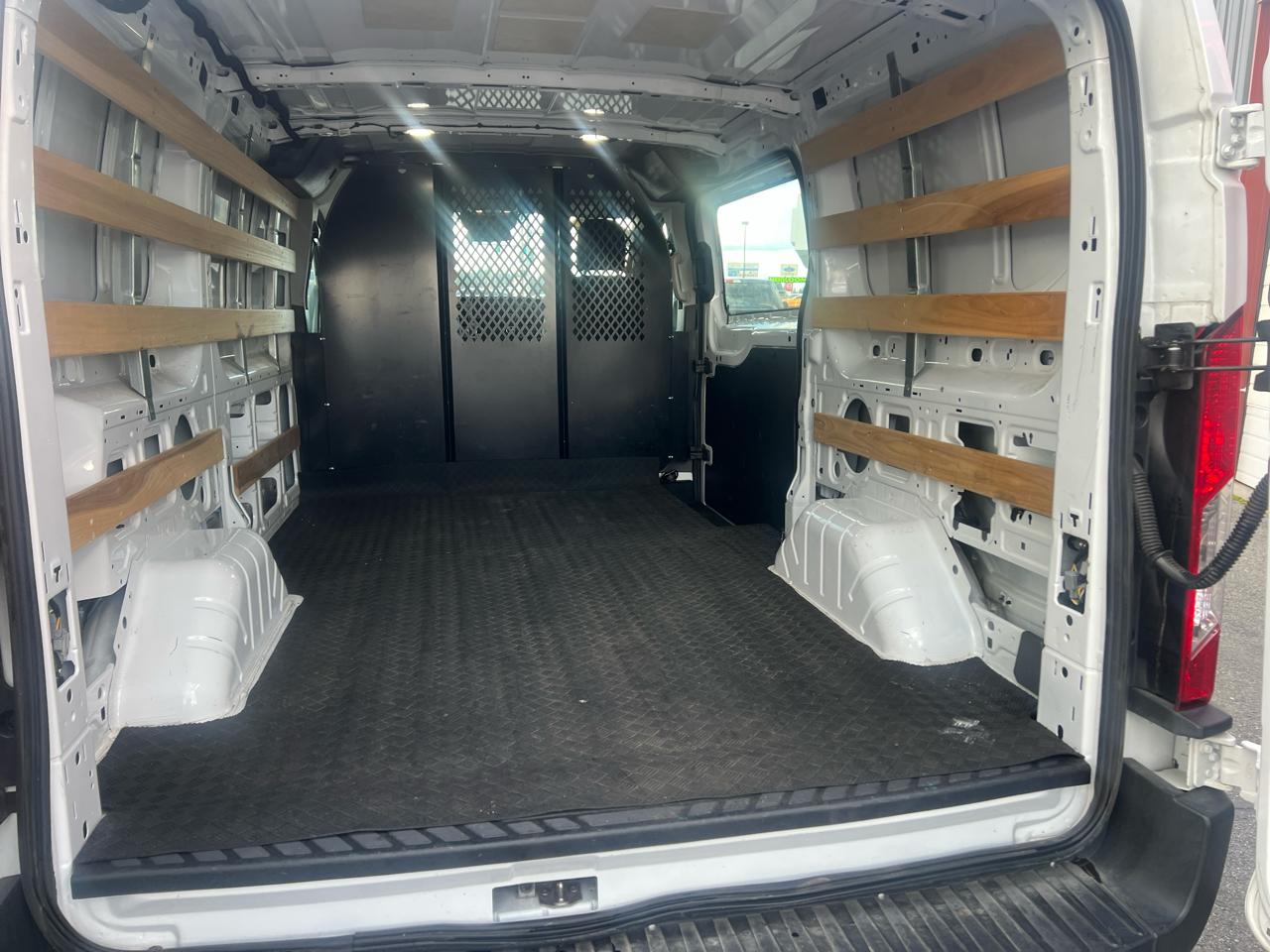 Ford Transit Cargo Van T-250 130" Low Rf 9070 GVWR RWD 2024