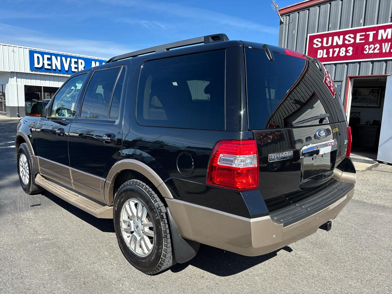 Ford Expedition 4WD 4dr XLT 2013