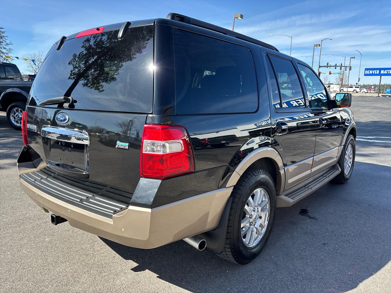 Ford Expedition 4WD 4dr XLT 2013