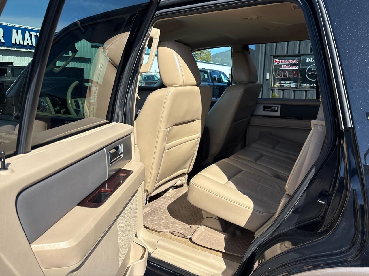 Ford Expedition 4WD 4dr XLT 2013