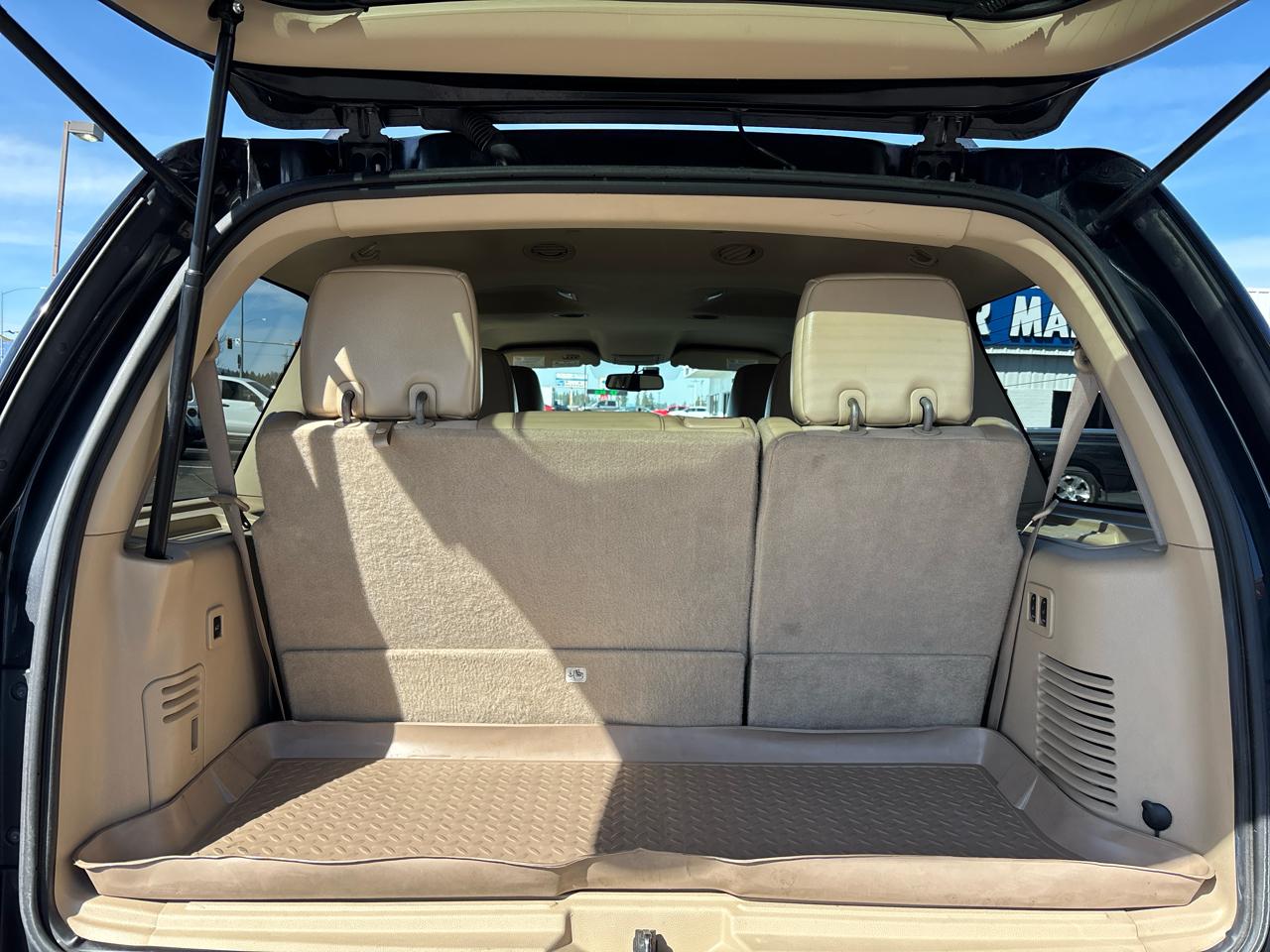 Ford Expedition 4WD 4dr XLT 2013