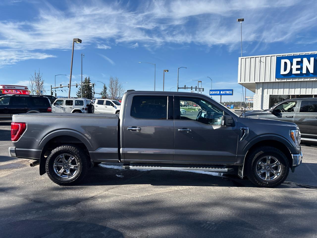 Ford F-150 4WD SuperCrew 157" XLT 2022