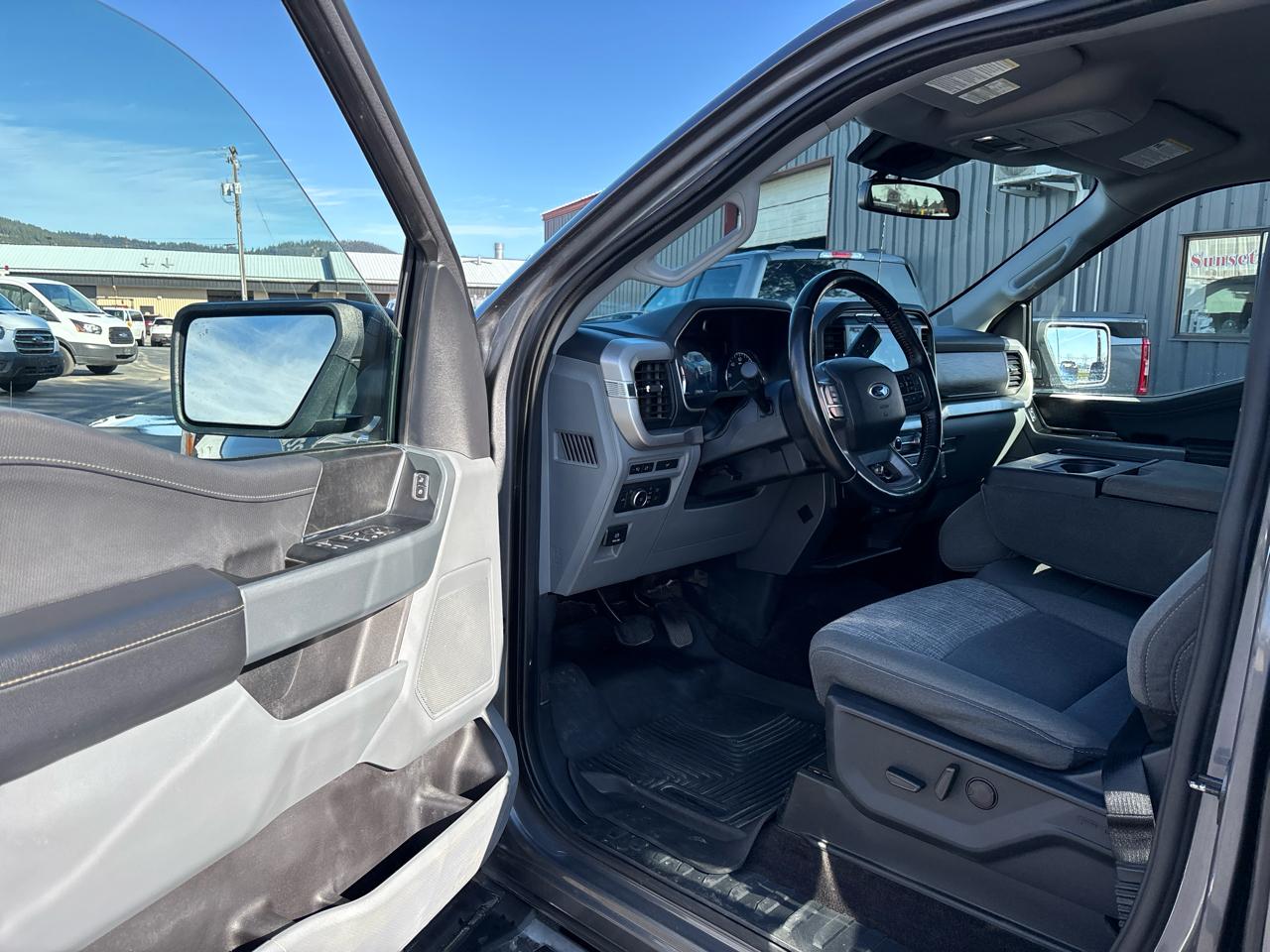 Ford F-150 4WD SuperCrew 157" XLT 2022