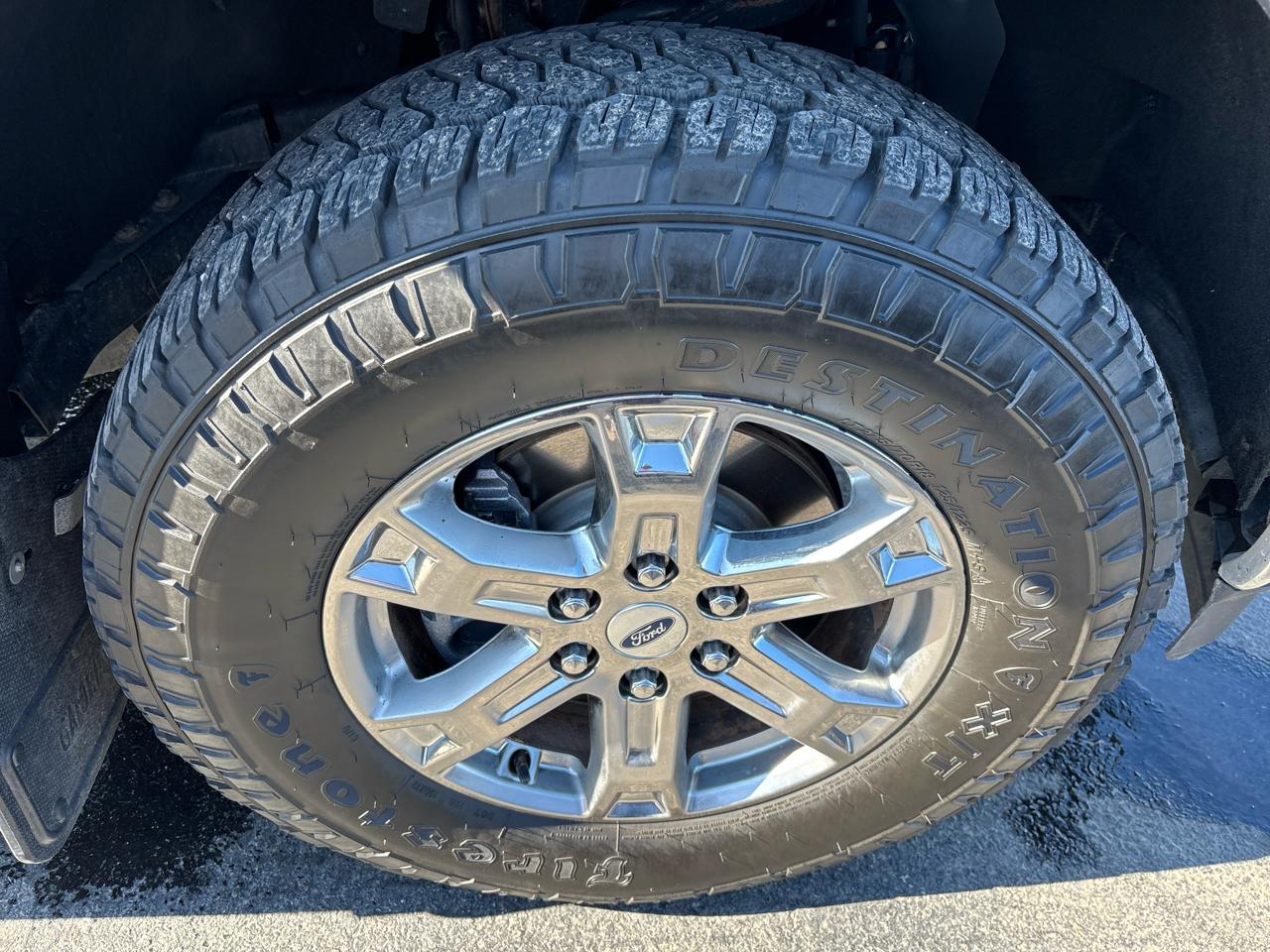 Ford F-150 4WD SuperCrew 157" XLT 2022