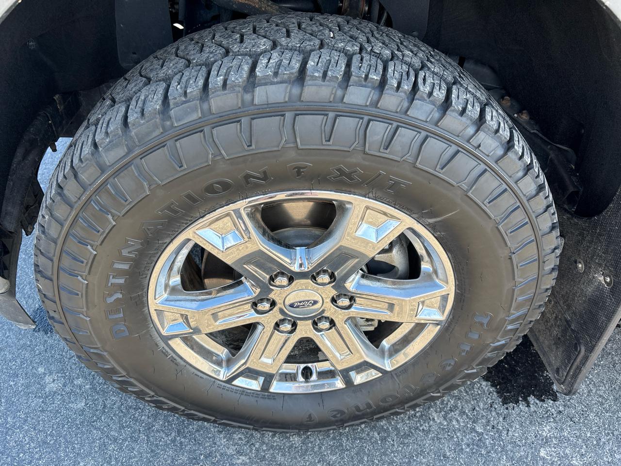 Ford F-150 4WD SuperCrew 157" XLT 2022