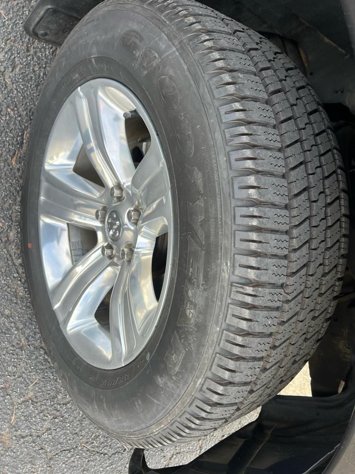 RAM 1500 4WD Crew Cab 149" Sport 2017