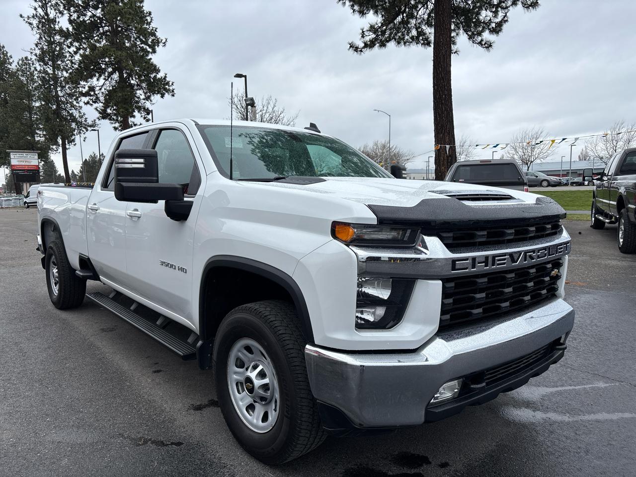 Chevrolet Silverado 3500HD 4WD Crew Cab 172" LT 2020