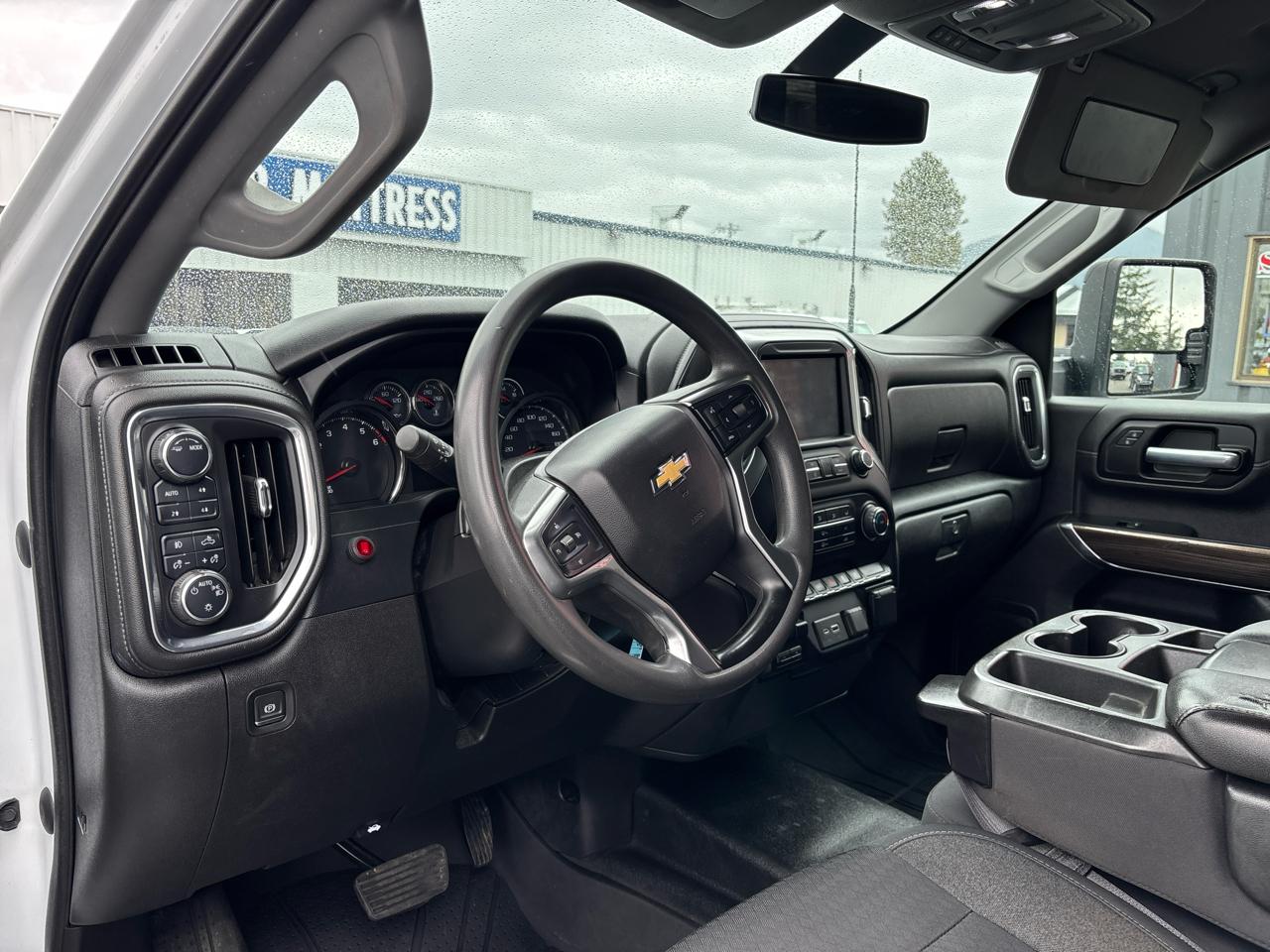 Chevrolet Silverado 3500HD 4WD Crew Cab 172" LT 2020