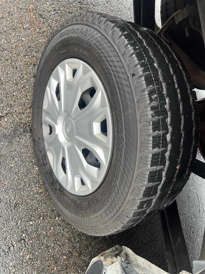 Ford Transit Cargo Van T-250 130" Low Rf 9070 GVWR RWD 2024