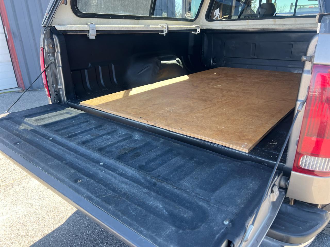 Ford Super Duty F-350 SRW 4WD Crew Cab 156" XLT 2002