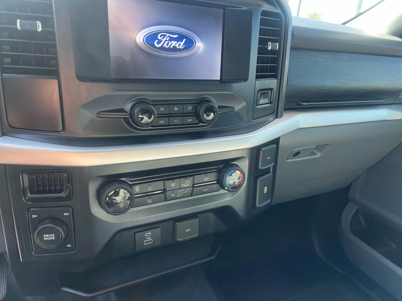 Ford F-150 4WD SuperCab 145" XL 2021