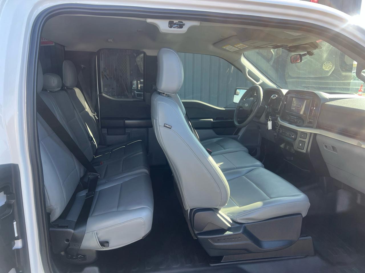 Ford F-150 4WD SuperCab 145" XL 2021