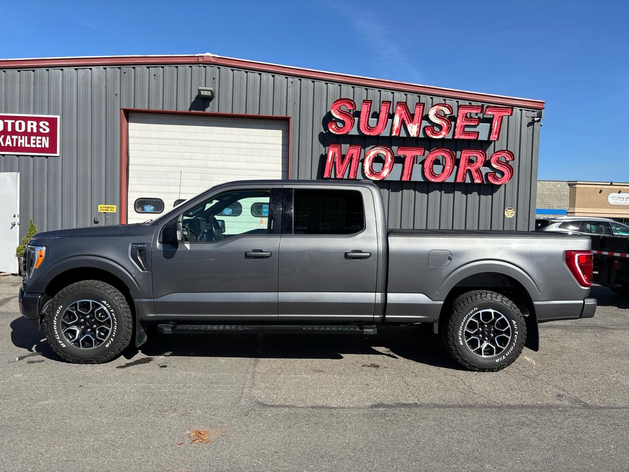 Ford F-150 4WD SuperCrew 157" XLT 2022