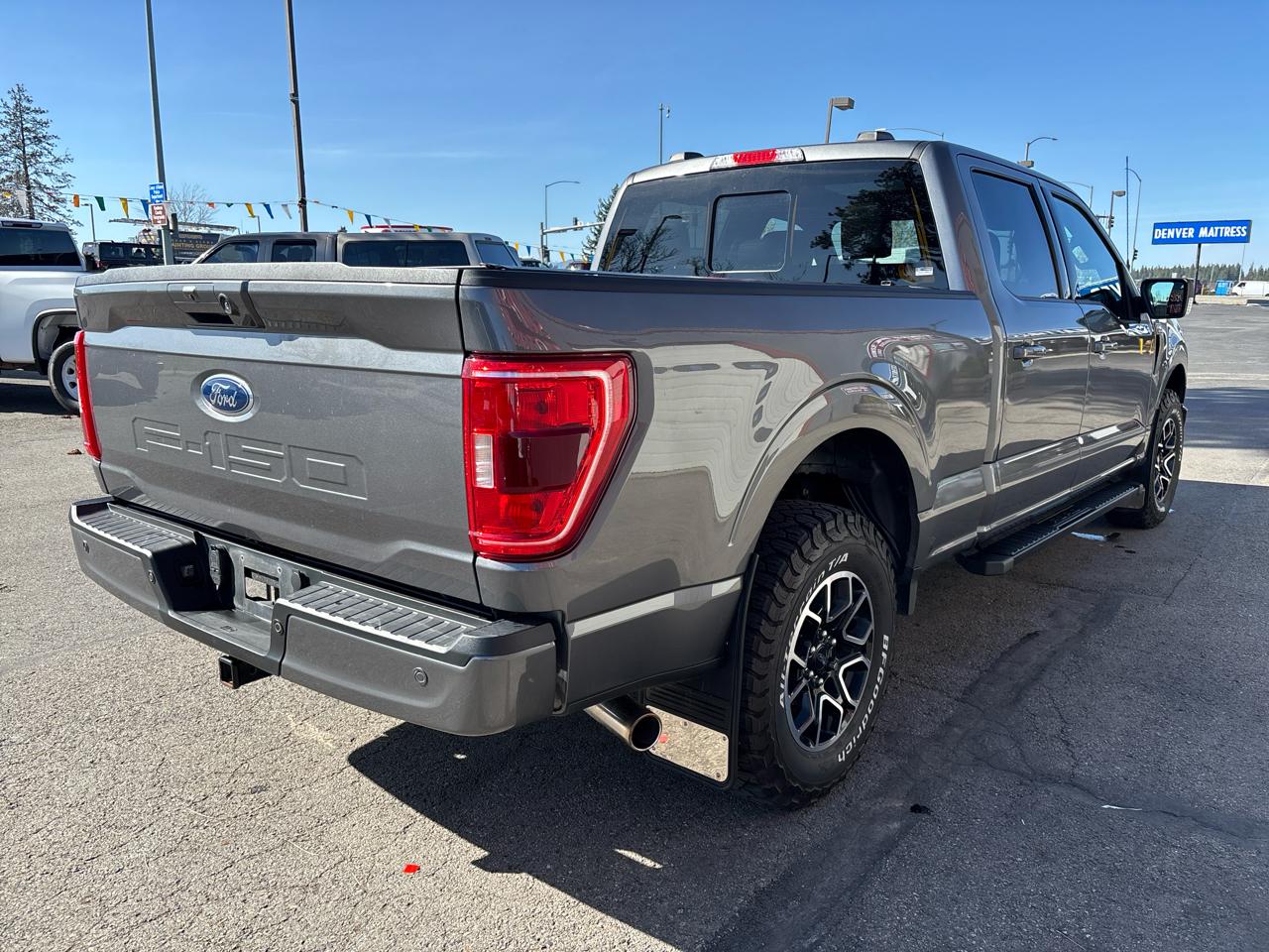Ford F-150 4WD SuperCrew 157" XLT 2022
