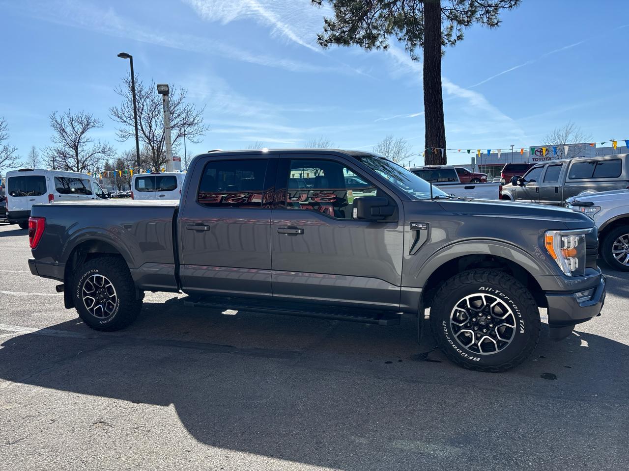 Ford F-150 4WD SuperCrew 157" XLT 2022