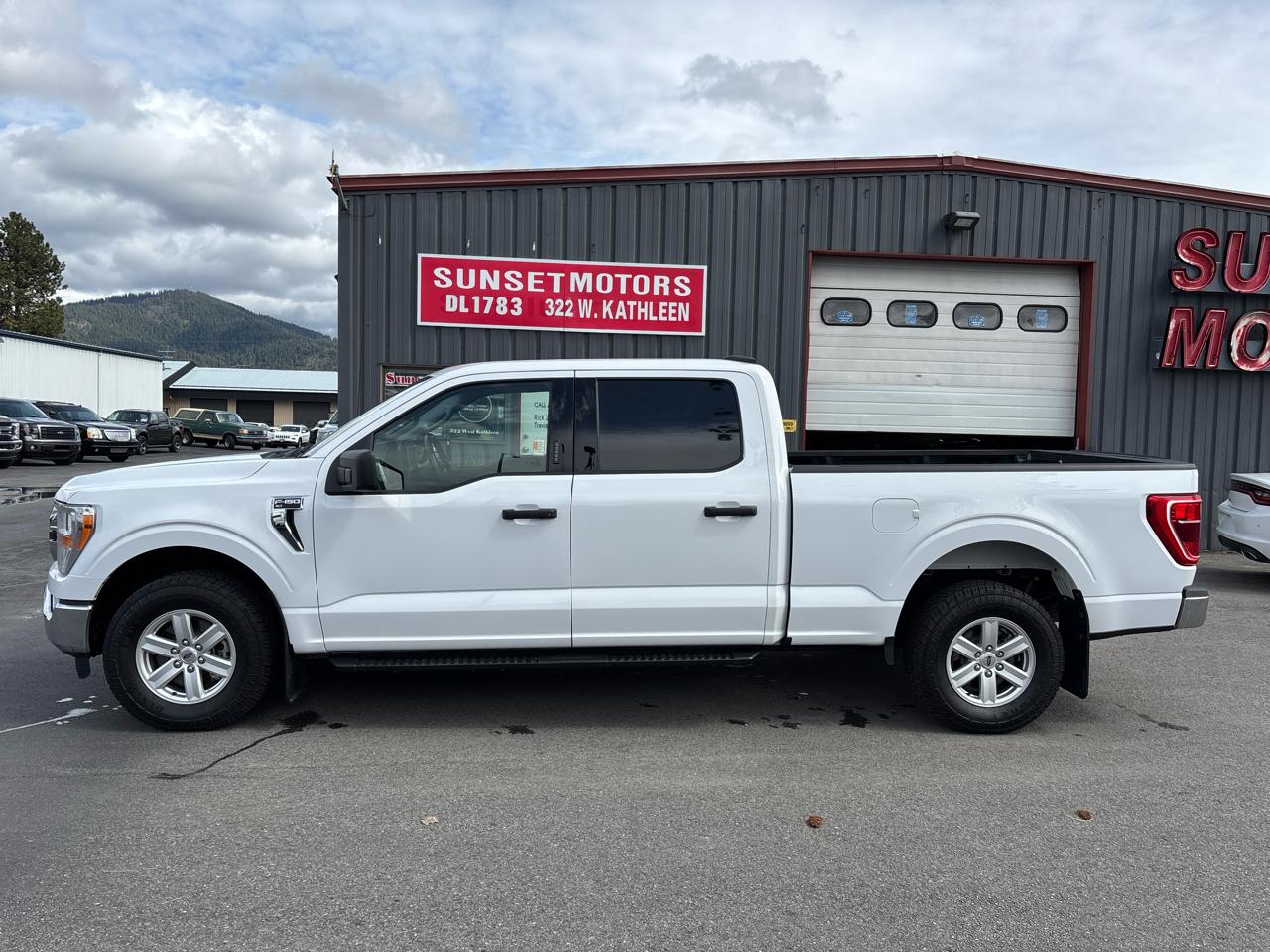 Ford F-150 4WD SuperCrew 157" XLT 2022