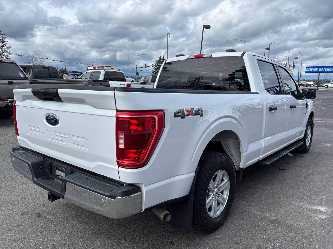 Ford F-150 4WD SuperCrew 157" XLT 2022