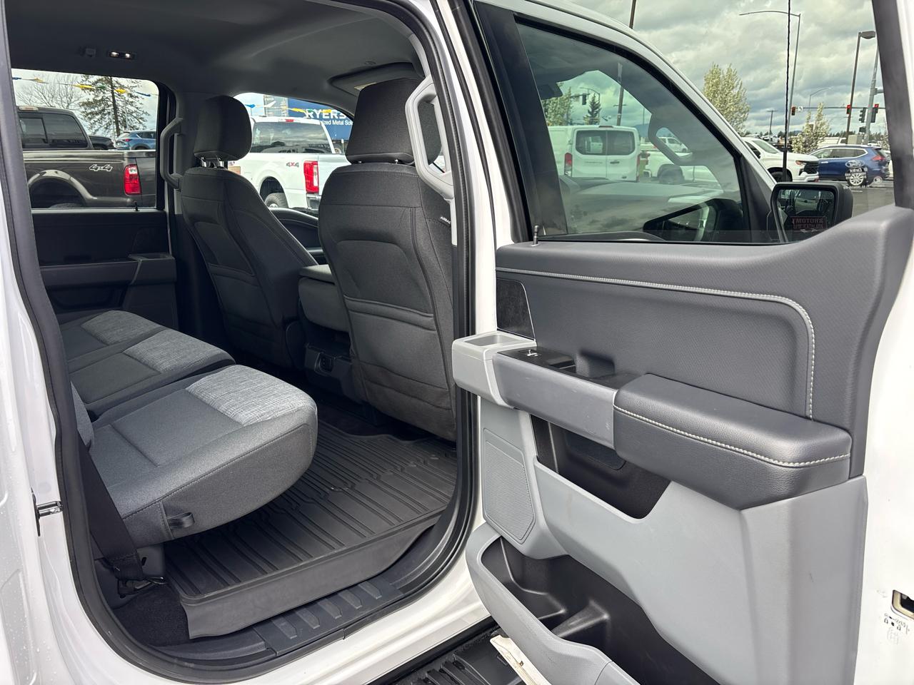 Ford F-150 4WD SuperCrew 157" XLT 2022