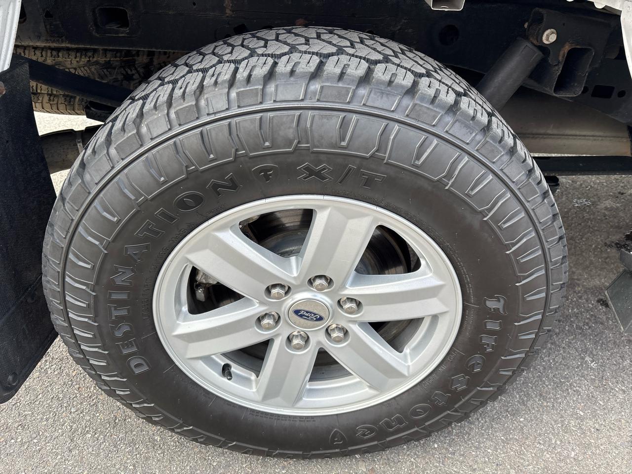 Ford F-150 4WD SuperCrew 157" XLT 2022