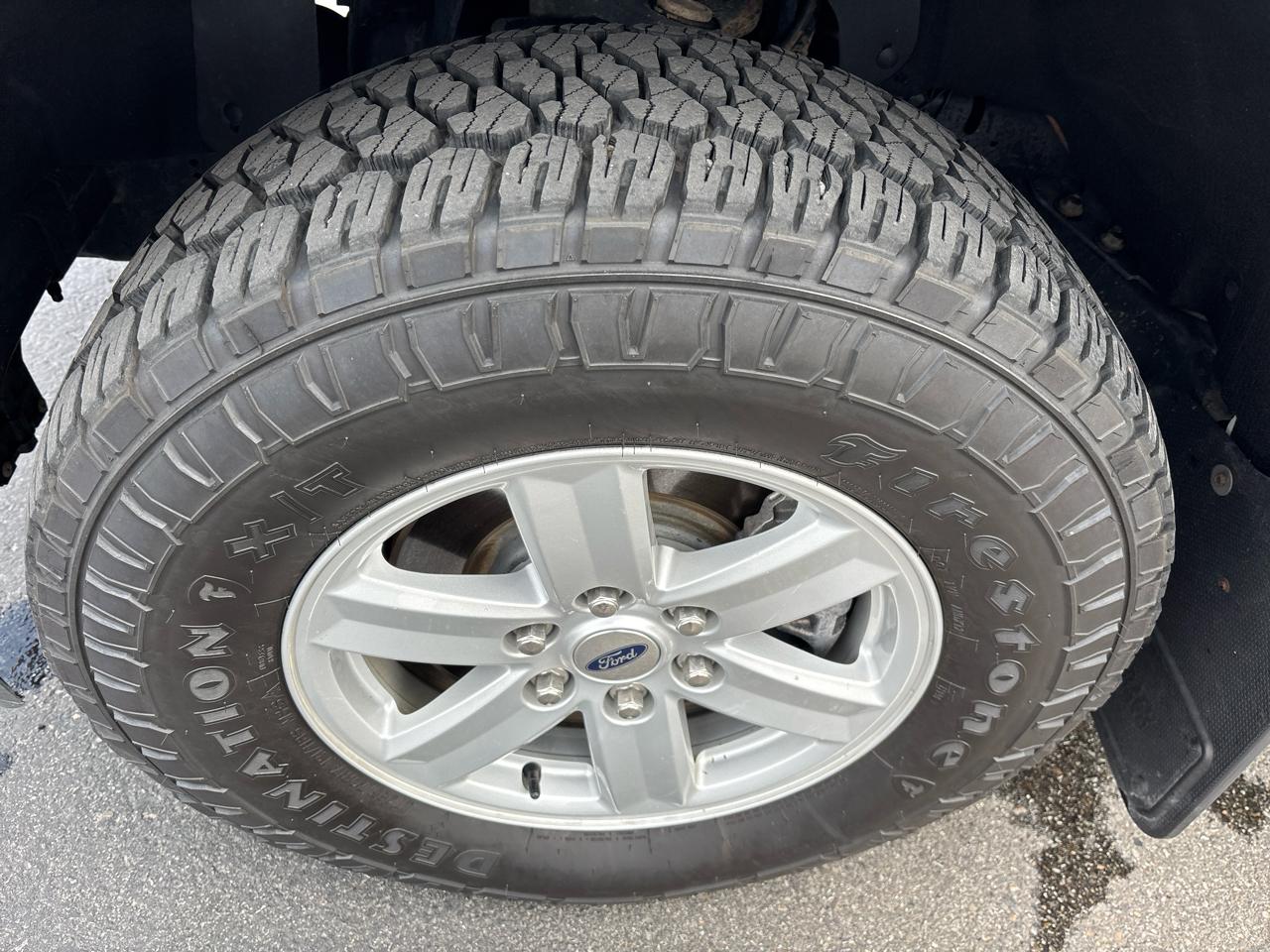 Ford F-150 4WD SuperCrew 157" XLT 2022