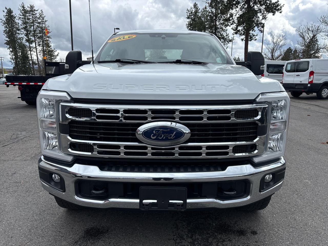 Ford Super Duty F-250 SRW XLT 4WD Crew Cab 6.75' Box 2023