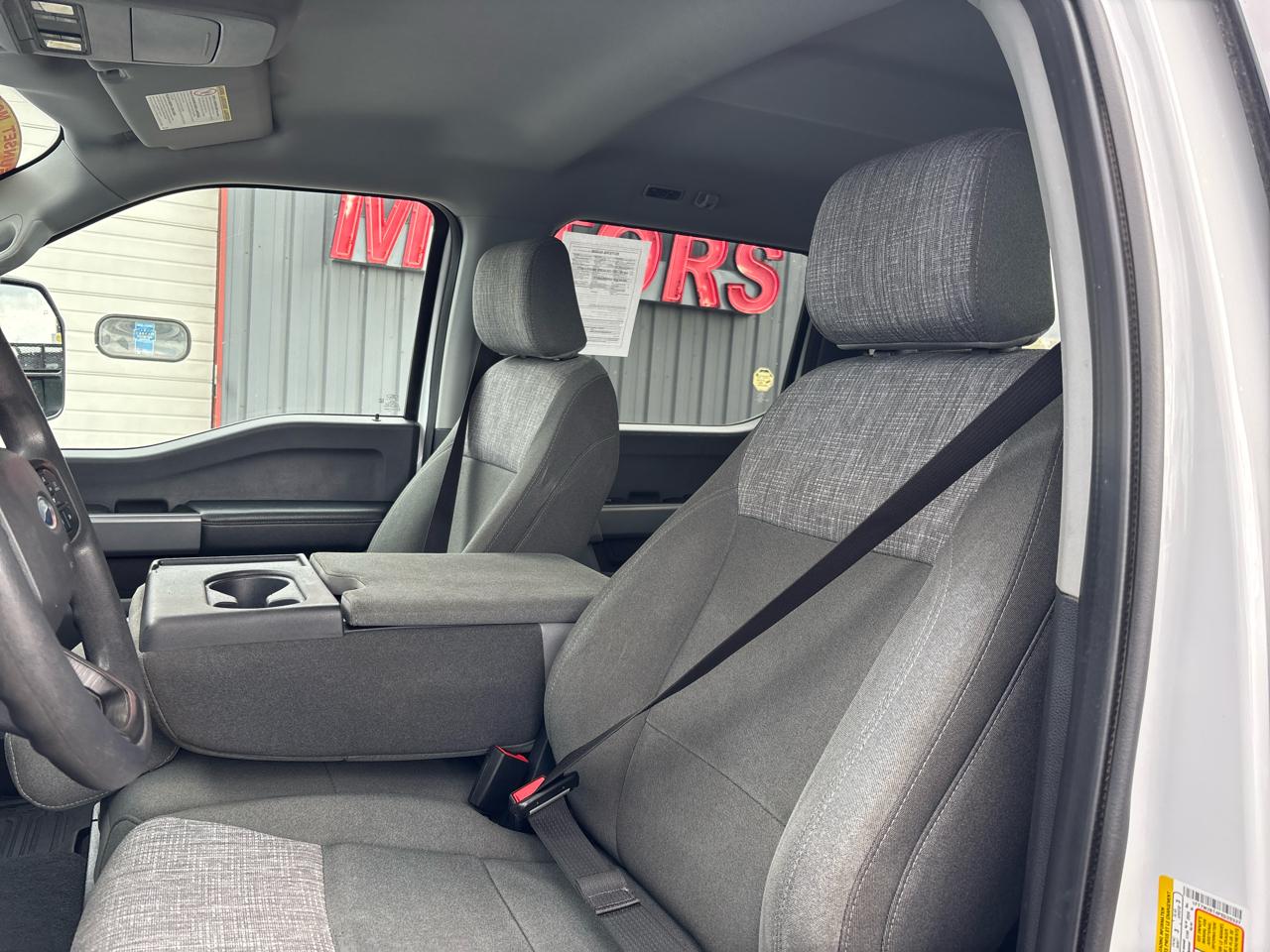 Ford Super Duty F-250 SRW XLT 4WD Crew Cab 6.75' Box 2023