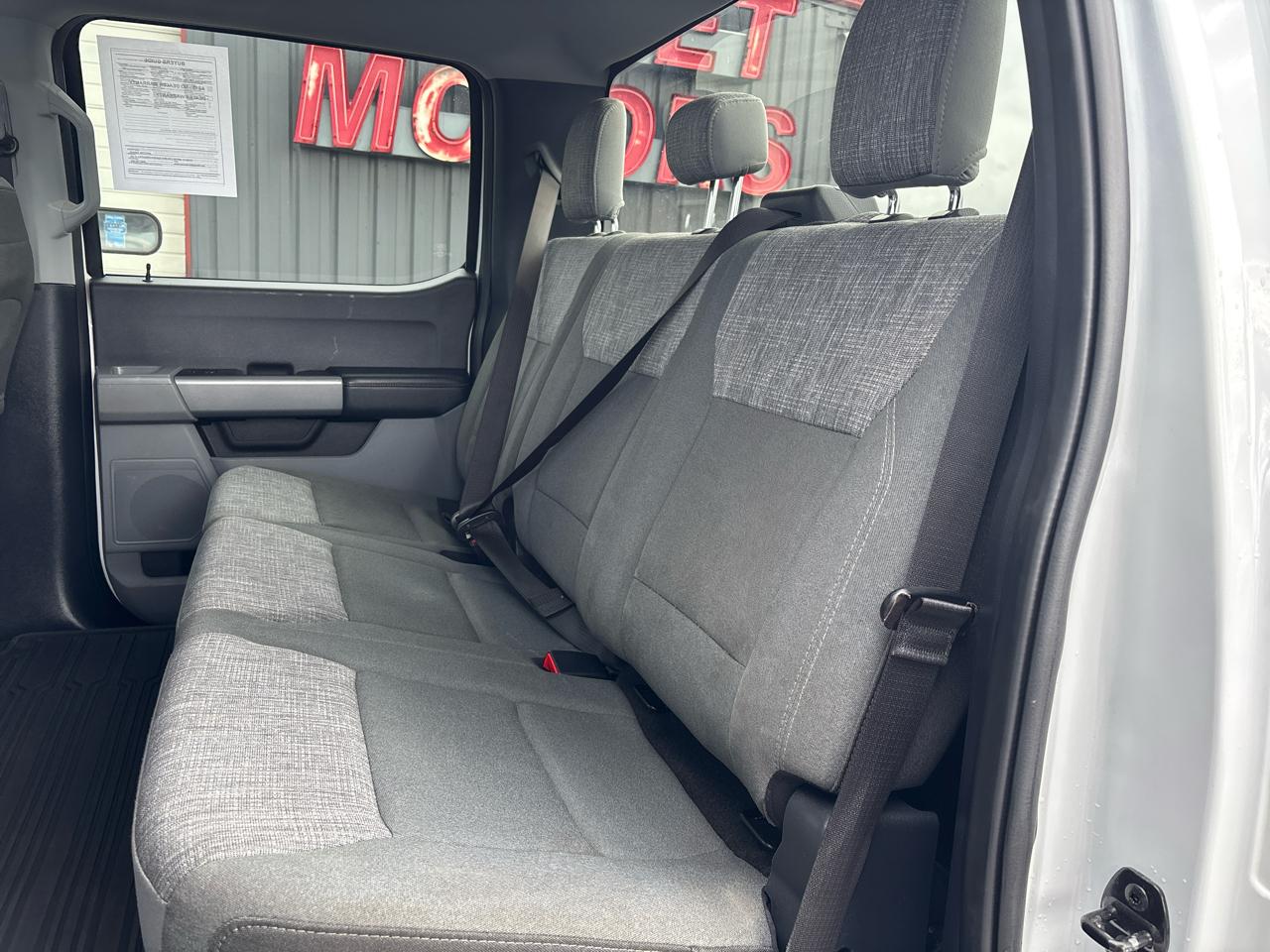 Ford Super Duty F-250 SRW XLT 4WD Crew Cab 6.75' Box 2023