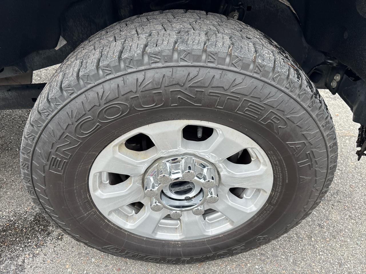 Ford Super Duty F-250 SRW XLT 4WD Crew Cab 6.75' Box 2023