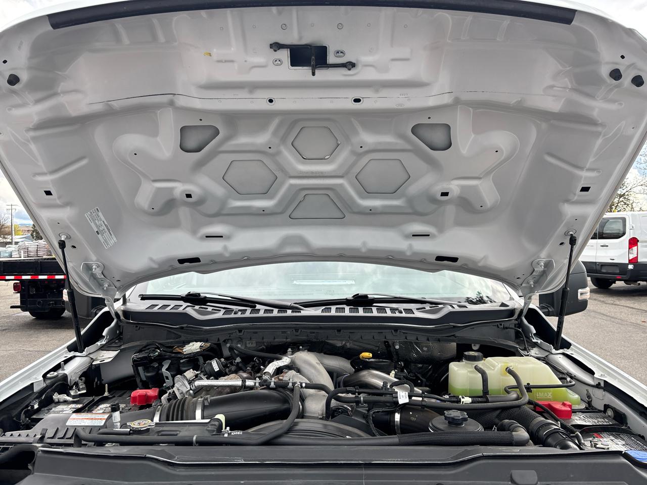 Ford Super Duty F-250 SRW XLT 4WD Crew Cab 6.75' Box 2023