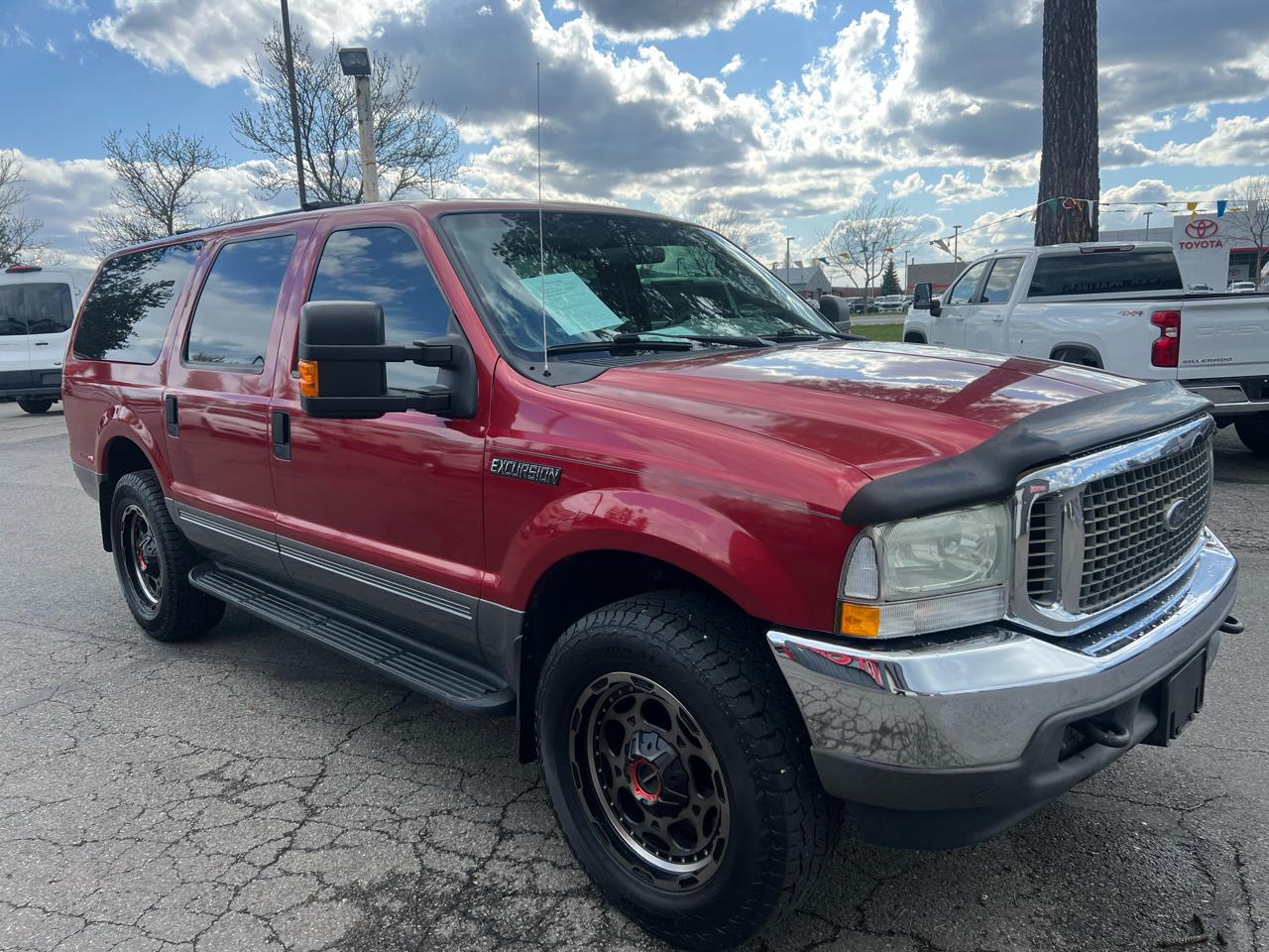 Ford Excursion 137" WB 5.4L XLT 4WD Premium 2004