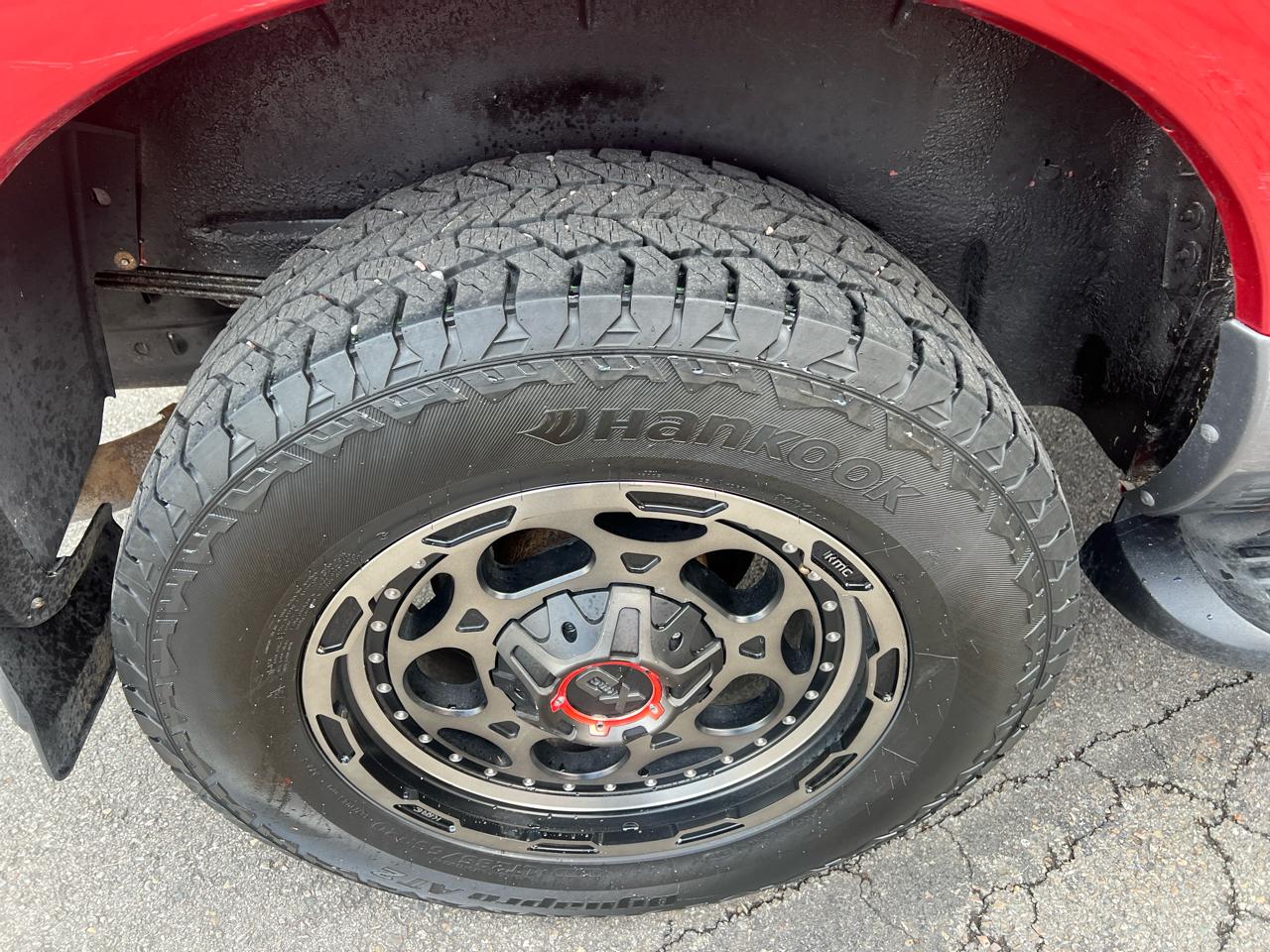 Ford Excursion 137" WB 5.4L XLT 4WD Premium 2004