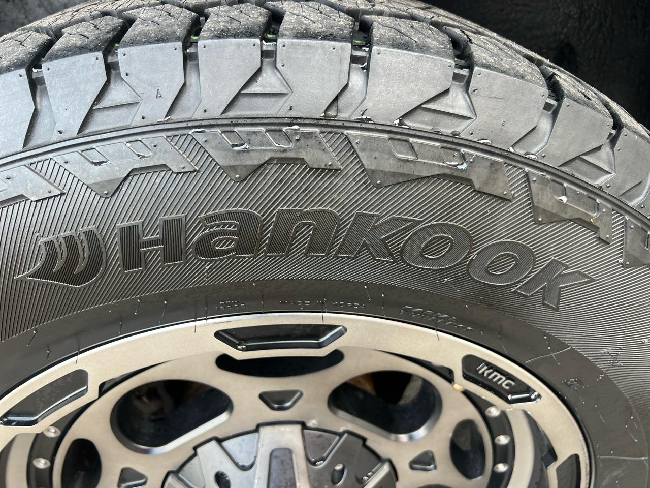 Ford Excursion 137" WB 5.4L XLT 4WD Premium 2004